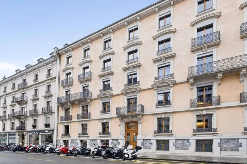 Immeuble Arquebuse 8, bureaux privatifs — Centre-ville · Plainpalais